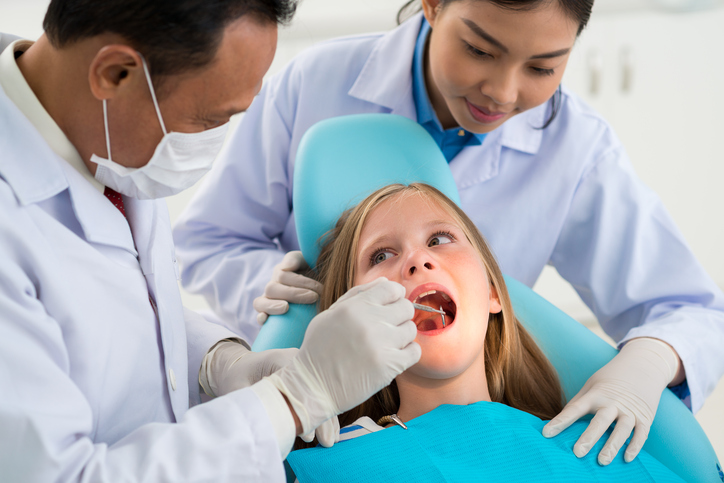intra oral dental assistant